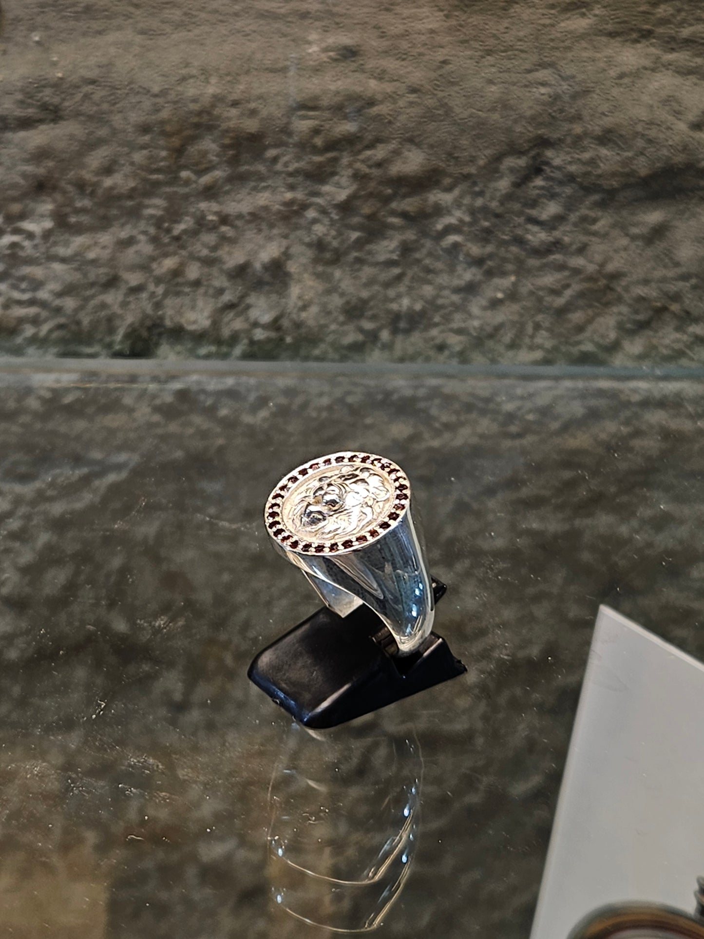 Men’s Sterling Silver Lion Signet Ring with Garnet or Custom Stone – by Yossi Sagi